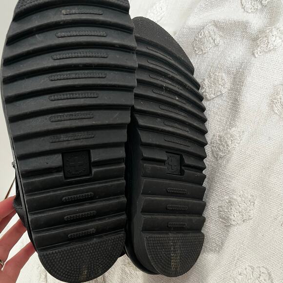 Dr. Martens Blaire Flatform Sandal Black Leather Women’s 9 Chunky Gladiator Goth - Picture 8 of 10